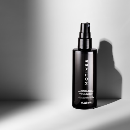 Motives&reg; No More Shine Makeup Setting Spray alternate image
