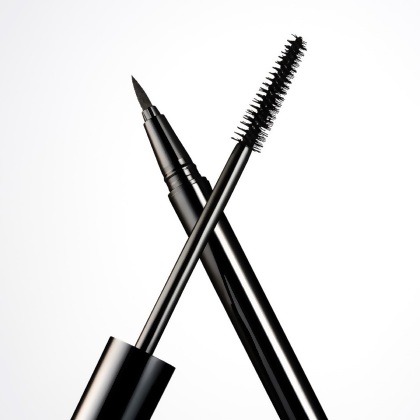 Motives&reg; Fibre Lush Mascara alternate image