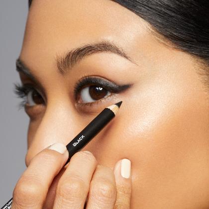 MOTIVES EYELINER BLACK Model