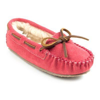 bed bath and beyond minnetonka slippers