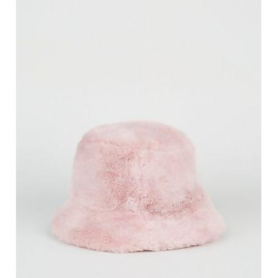 pink faux fur bucket hat