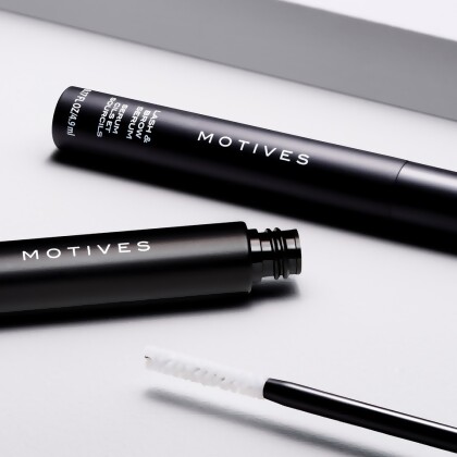 Motives&reg;速效眉睫豐盈精華 alternate image