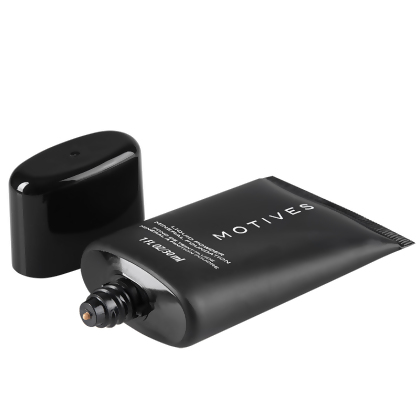 Motives&reg; Liquid Powder Mineral Foundation alternate image