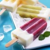 【高雄旗山枝仔冰城】戀夏雙色鮮果冰棒禮盒(15入) 【高雄旗山枝仔冰城】戀夏雙色鮮果冰棒禮盒(15入)