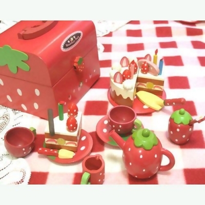 木製草莓蛋糕點心手提家家酒組（木製蛋糕點心玩具組) 