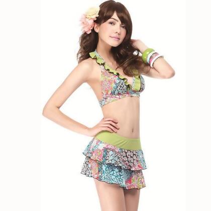 【SAIN SOU】大女比基尼三件式泳裝附泳帽A93426 
