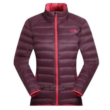 【美國 The North Face】女新款 700FPl 超輕保暖鵝絨防潑水連帽羽絨外套.兜帽防風夾克.雪衣.大衣/適登山健行.賞雪滑雪/CTW1 紫紅 N 