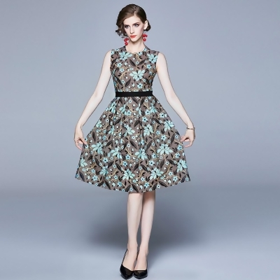 Olivia奧莉精品 無袖圓領收腰顯瘦圖紋植物咖啡色混搭小洋裝連身裙 