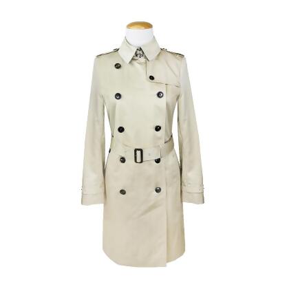 BURBERRY經典雙排鈕扣長版女款風衣外套(米色) 