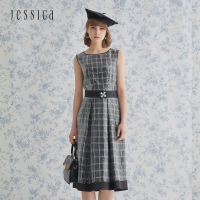 【JESSICA】復古優雅珠片格紋修身無袖洋裝（黑）212277 