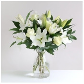 Oriental Lily and Rose - flowers Oriental Lily and Rose - flowers