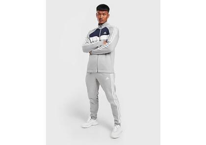 one colour tracksuit