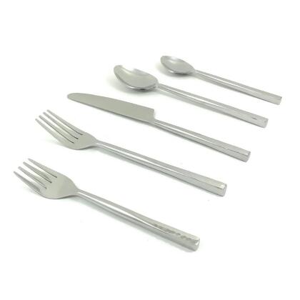 Hammered Stainless Steel Single Service Flatware Set - Silver Plated - 5pc 