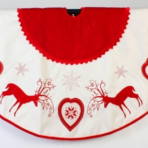 48 Rustic Red and White Reindeer and Heart Christmas Tree Skirt - All