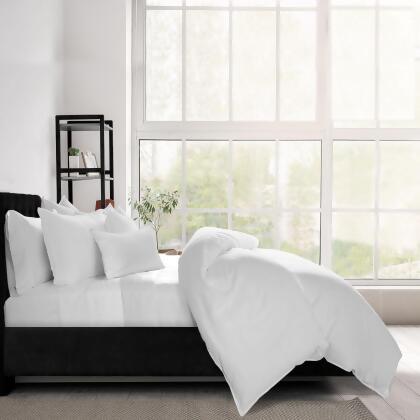 Set of 3 White Solid Comforter with Pillow Shams - Full Size alternate image