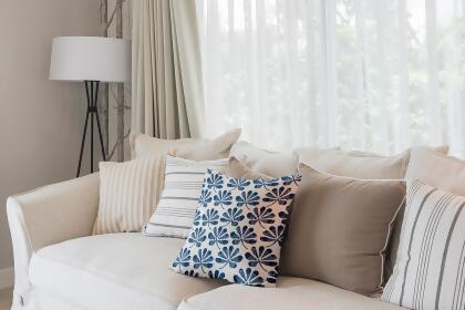 20" x 20" Blue and White Ina Floral Throw Pillow alternate image