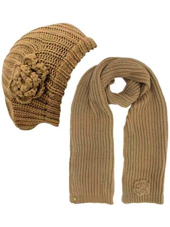 Feminine Rosette Knit Beret Hat Scarf Set - One Size