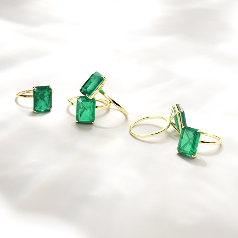 SAGE – Emerald Cut Ring