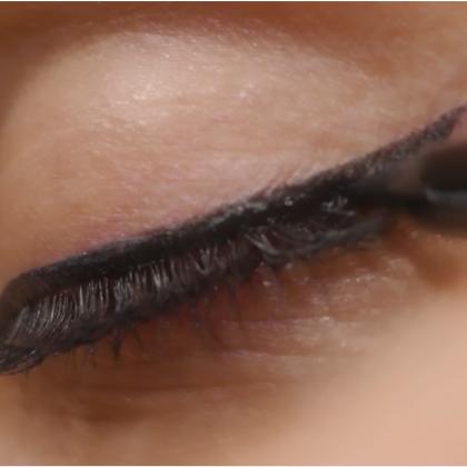 Motives® Precisely The Point Eye Line