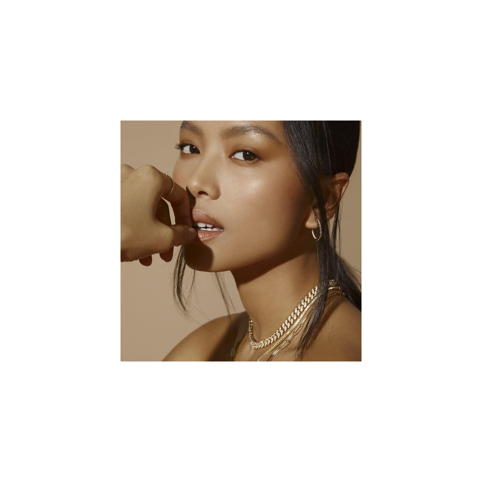 SELENA – Pave Cuban Link Chain