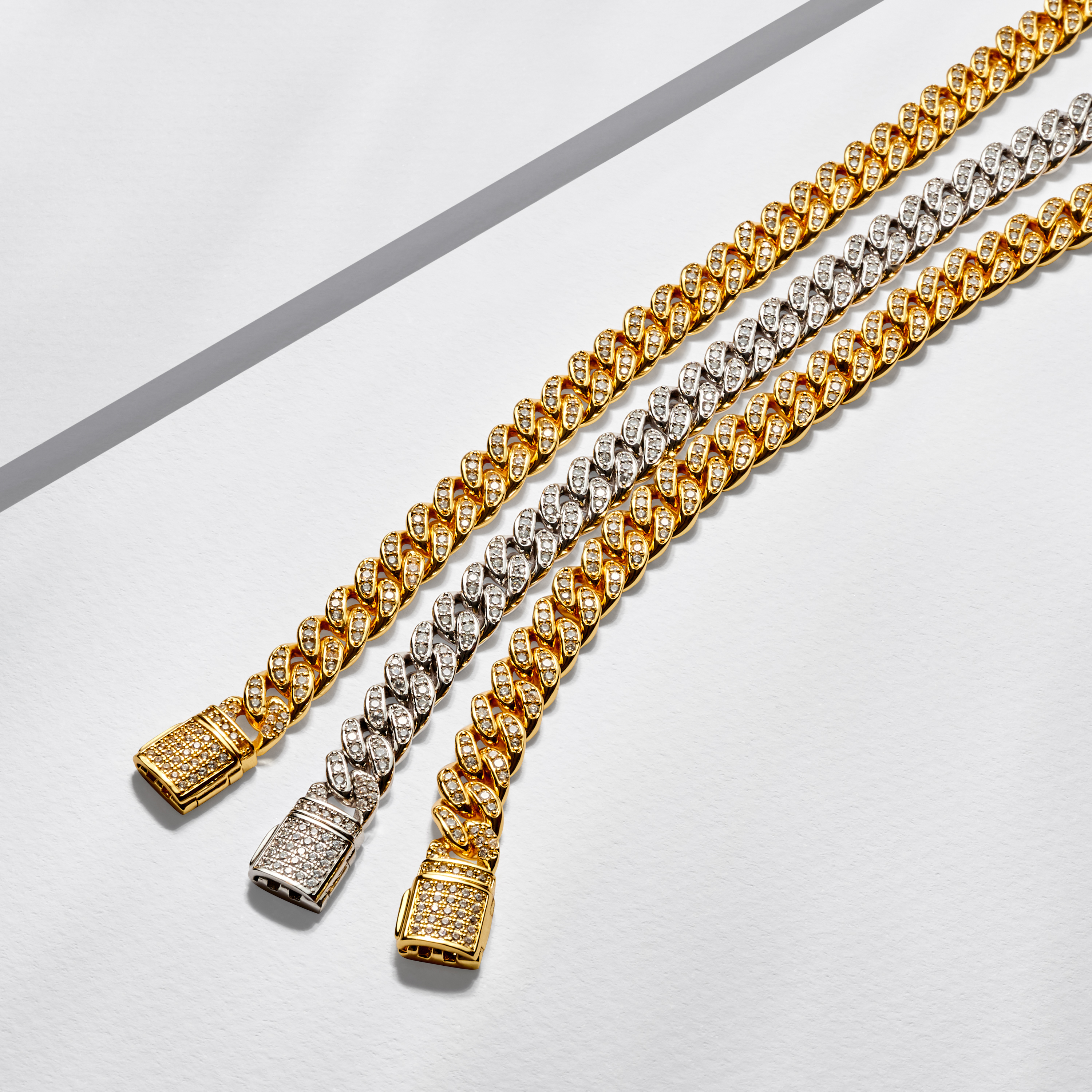 SELENA – Pave Cuban Link Bracelet