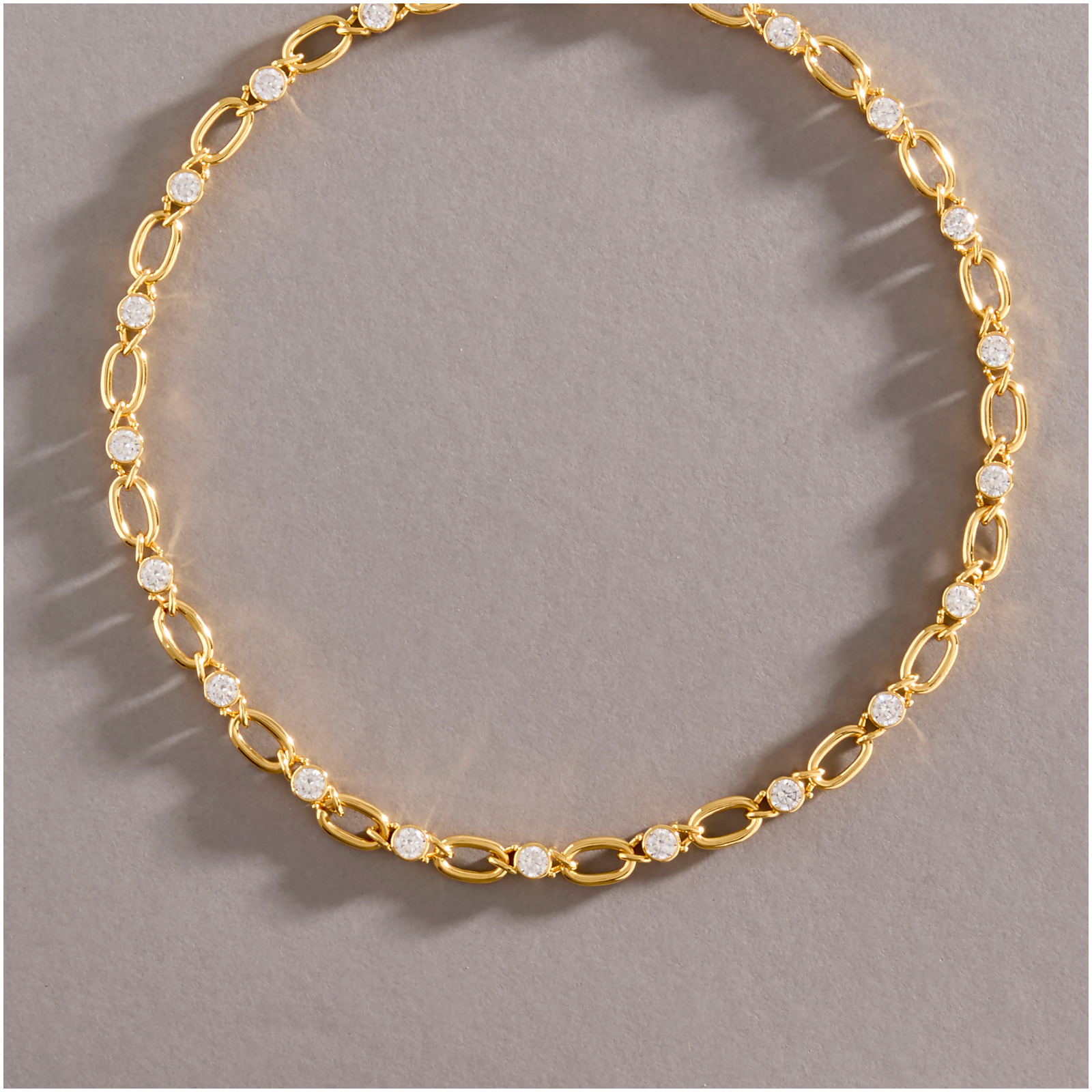ZARAH – Bezel Set Link Necklace