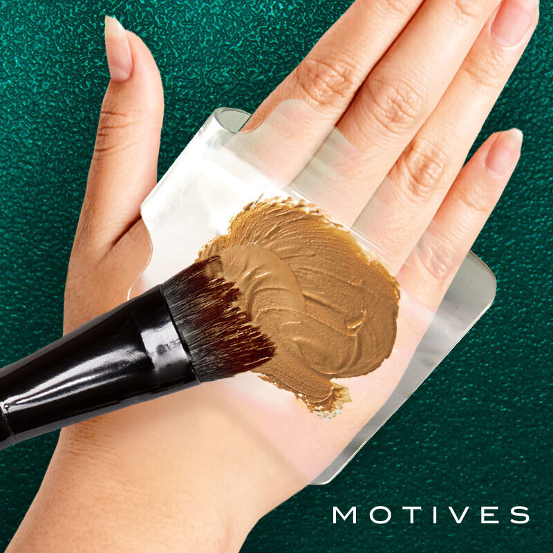 Motives® Paleta Mezcladora de Mano