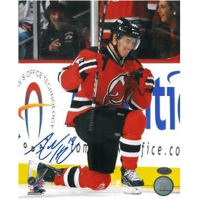 Athlon CTBL-014400 Adam Henrique Signed New Jersey Devils Photo Vertical on Knee - 8 x 10 