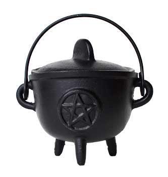 Azure Green ICBR95 5 in. Cast Iron Cauldron with Lid Pentagram 
