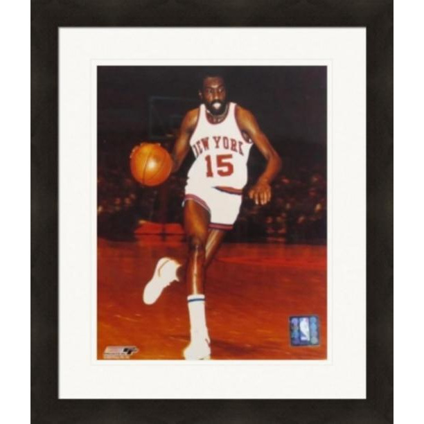 Autograph Warehouse 527274 8 x 10 in. Earl Monroe Unsigned Framed & Matted Photo - New York Knicks NBA Champion No.1