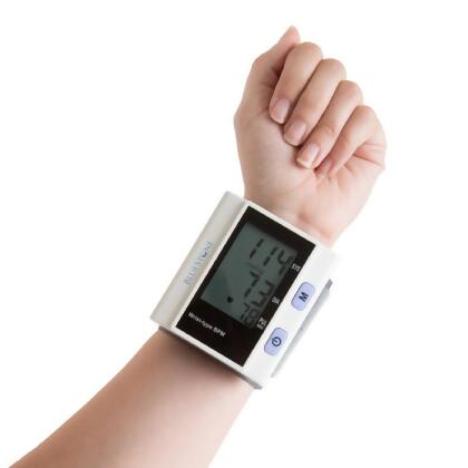 Bluestone 80-5155 Automatic Wrist Blood Pressure Monitor System with Digital LCD Display Screen - The bluestone automatic wrist blood pressure monitor is designed to be a fully automatic, one button operation that is convenient to use for at home monitoring or on the go blood pressure monitoring. This monitor is an accurate and easy to...