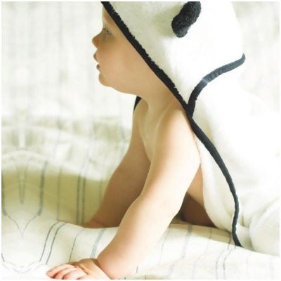 BedVoyage 19989352 Panda Baby Rayon Viscose Bamboo Hooded Bath Towel Set, White & Black 