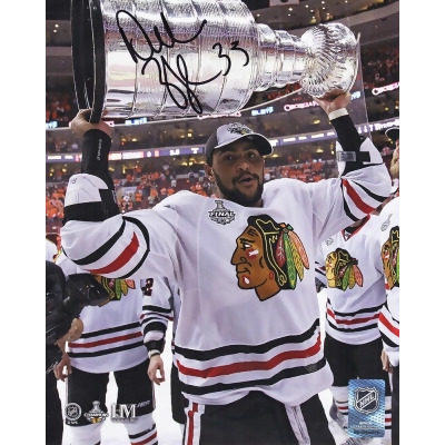 Schwartz Sports Memorabilia BYF08P400 8 x 10 in. Dustin Byfuglien Signed Chicago Blackhawks 2010 Stanley Cup Holding NHL Trophy Photo 