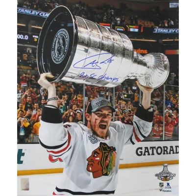 Schwartz Sports Memorabilia SHA16P418 16 x 20 in. Andrew Shaw Signed Chicago Blackhawks 2013 SC Cup Bloody NHL Face Photo with 2x SC Champs Inscription 