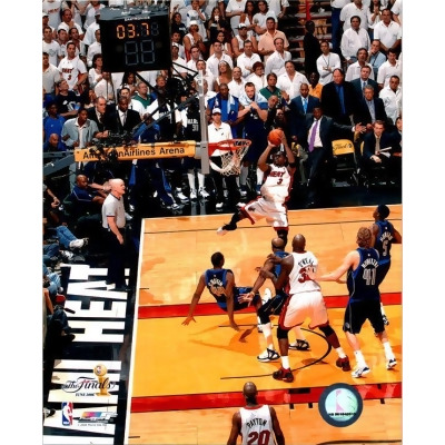 Autograph Warehouse 725642 8 x 10 in. Dwyane Wade Miami Heat NBA Finals Versus Mavericks Photofile Licensed Photo 