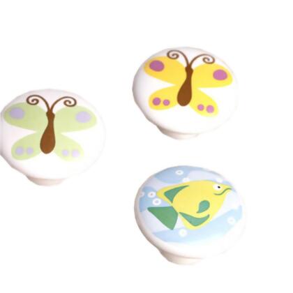 Panda Superstore PS-HOM1243398011-JESSICA00820 1.5 x 1.5 x 0.98 in. Ceramic Kids & Adult Drawer & Cabinet Handles, Pulls & Knobs, Multi Color - Butterfly & Fish - Set of 3 