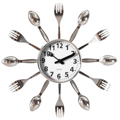 Quickway Imports QI004149.SI Decorative 3D Cutlery Utensil Spoon and Fork Wall Clock for Kitchen, Playroom or Bedroom, Silver 