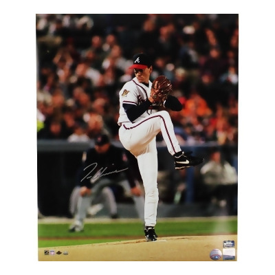 Radtke Sports 21585 16 x 20 in. Tom Glavine Signed Atlanta Braves Unframed MLB Photo - White Jersey 