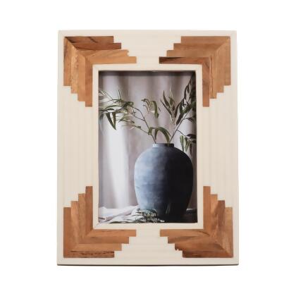 Sagebrook Home 18119-01 4 x 6 in. Resin Cascading Wood Photo Frame, White 