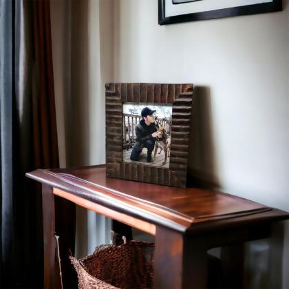 Metrotex Designs 12011 8 x 10 in. Valencia Picture Frame - Coffee 