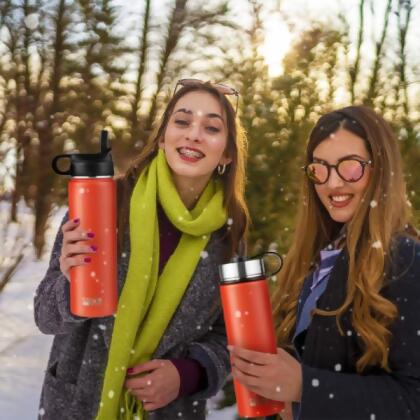 Costway KC55427OR-0 22 oz Insulated Stainless Steel Water Bottle with 2 Lids & Straw - Orange 