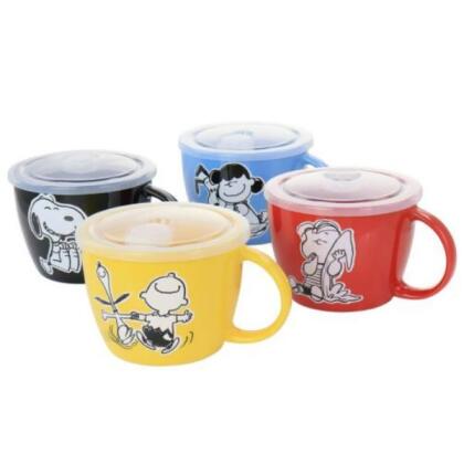 Gibson 129409.01 23.5 oz Peanuts 70th Anniversary Sto are Soup Bowl Set with Vented Lids, Assorted Colors - 4 Piece 