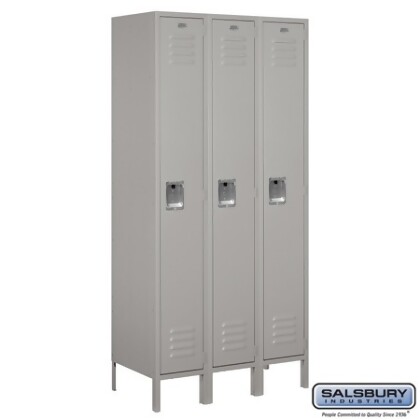 Salsbury 61368GY-A Salsbury Standard Metal Locker Single Tier - 3 Wide - 6 Feet High - 18 Inches Deep - Gray - Assembled