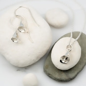 Silver Lily Jewellery Set With Hook Earrings Silver Lily Jewellery Set With Hook Earrings