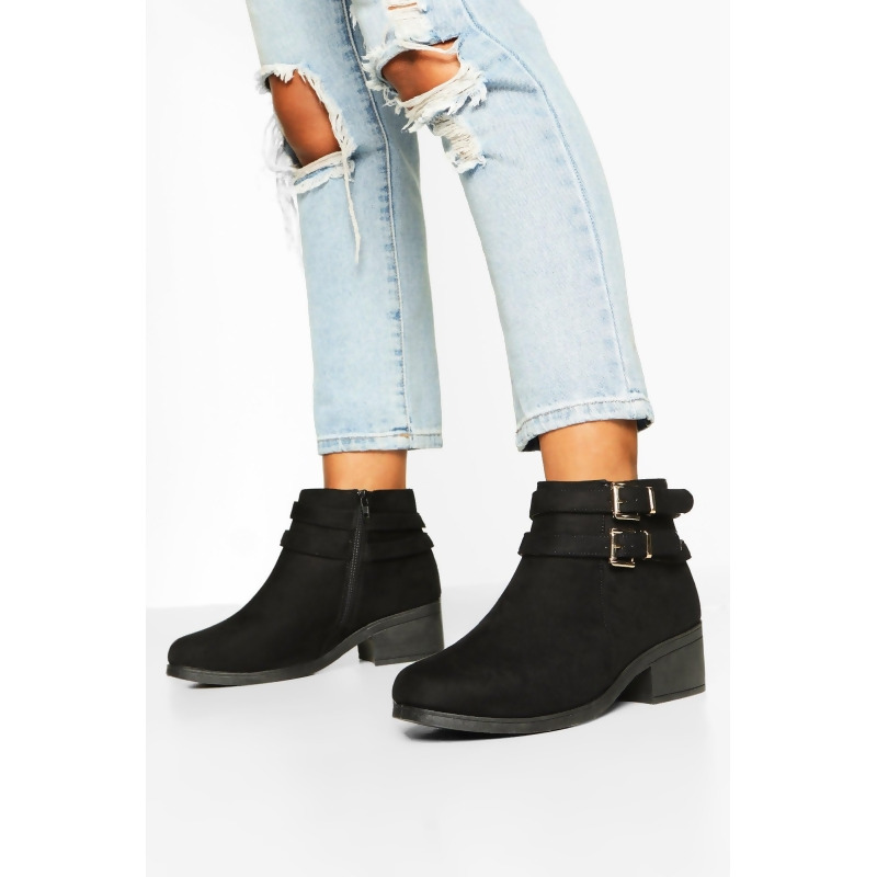 block heel buckle boots