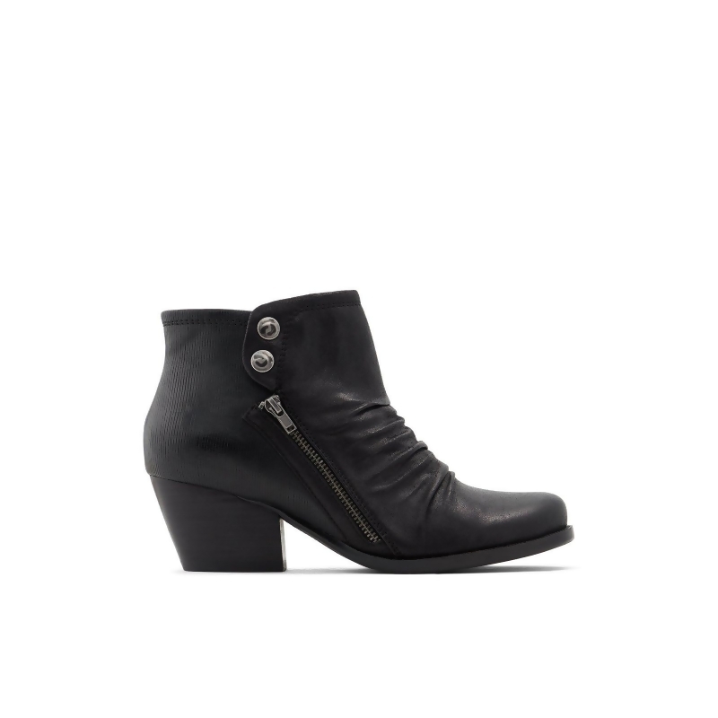 wide ankle boots canada