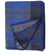 Claire Gaudion - Fermain Throw Claire Gaudion - Fermain Throw