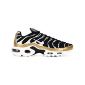 Nike Nike