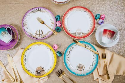 Disney Villains 16-Piece Dinnerware Set | Maleficent, Evil Queen, Jafar, Ursula alternate image