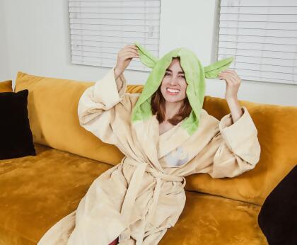 Star Wars Yoda Unisex Hooded Bathrobe for Adults alternate image